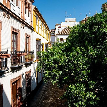 Dona Elvira Suites Cathedral Seville Luaran gambar