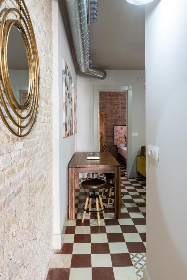Dona Elvira Suites Cathedral Seville Luaran gambar