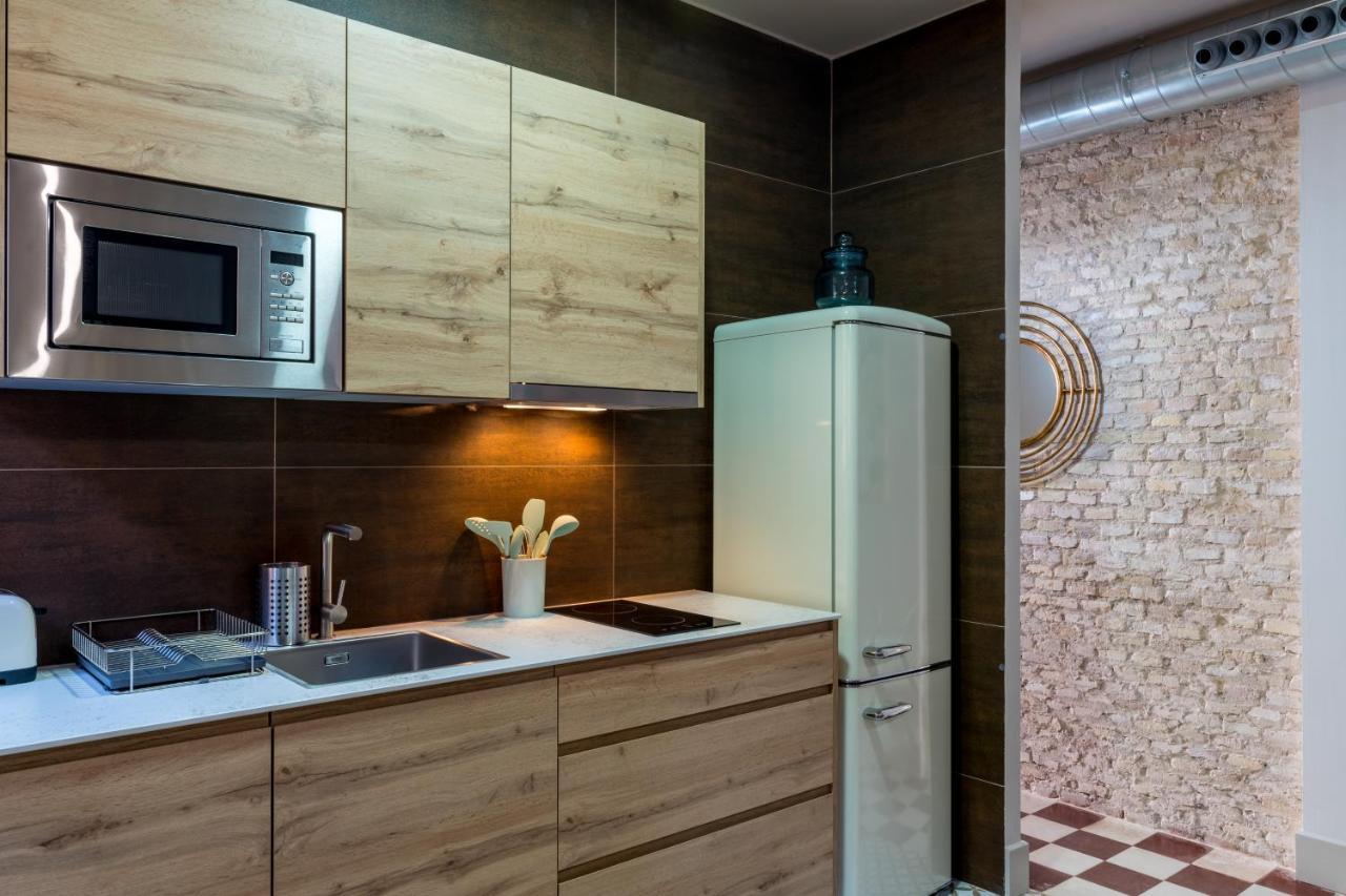 Dona Elvira Suites Cathedral Seville Luaran gambar